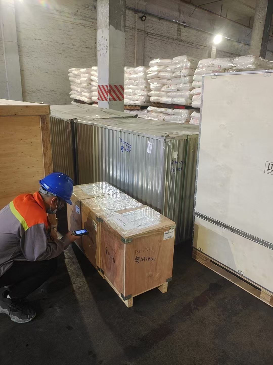 Export packing at the Shenyue warehouse before dispatch