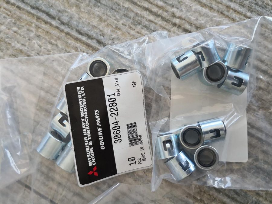 Valve Stem Oil VA3060422801