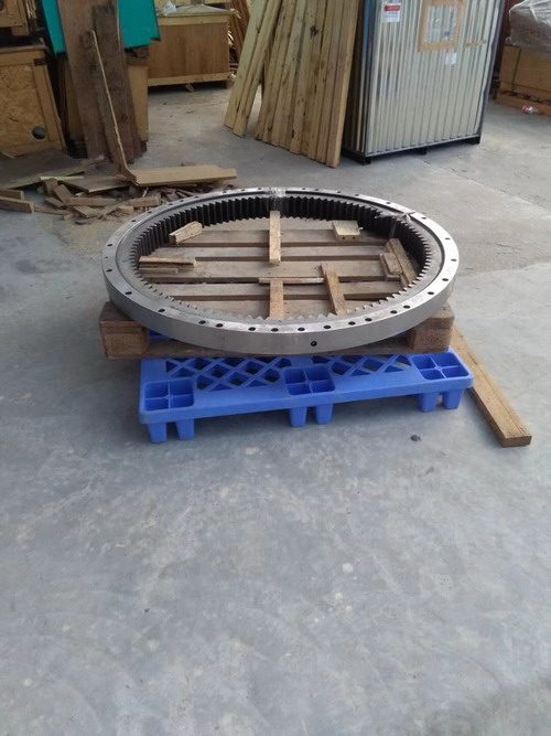 Slewing gear Assy YN40F00033F2/YN40F00026F1